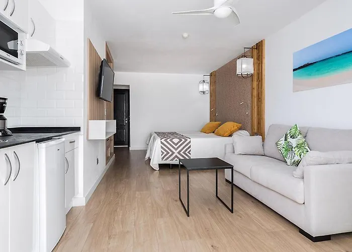 Sunset アパート Cotillo